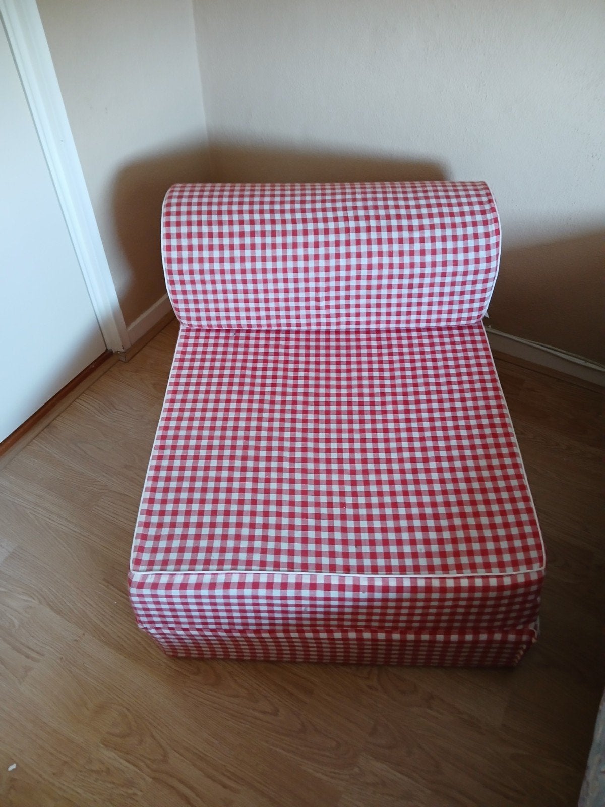kinder zit slaapbank, Ophalen, Gebruikt, 190 cm of minder, Rood