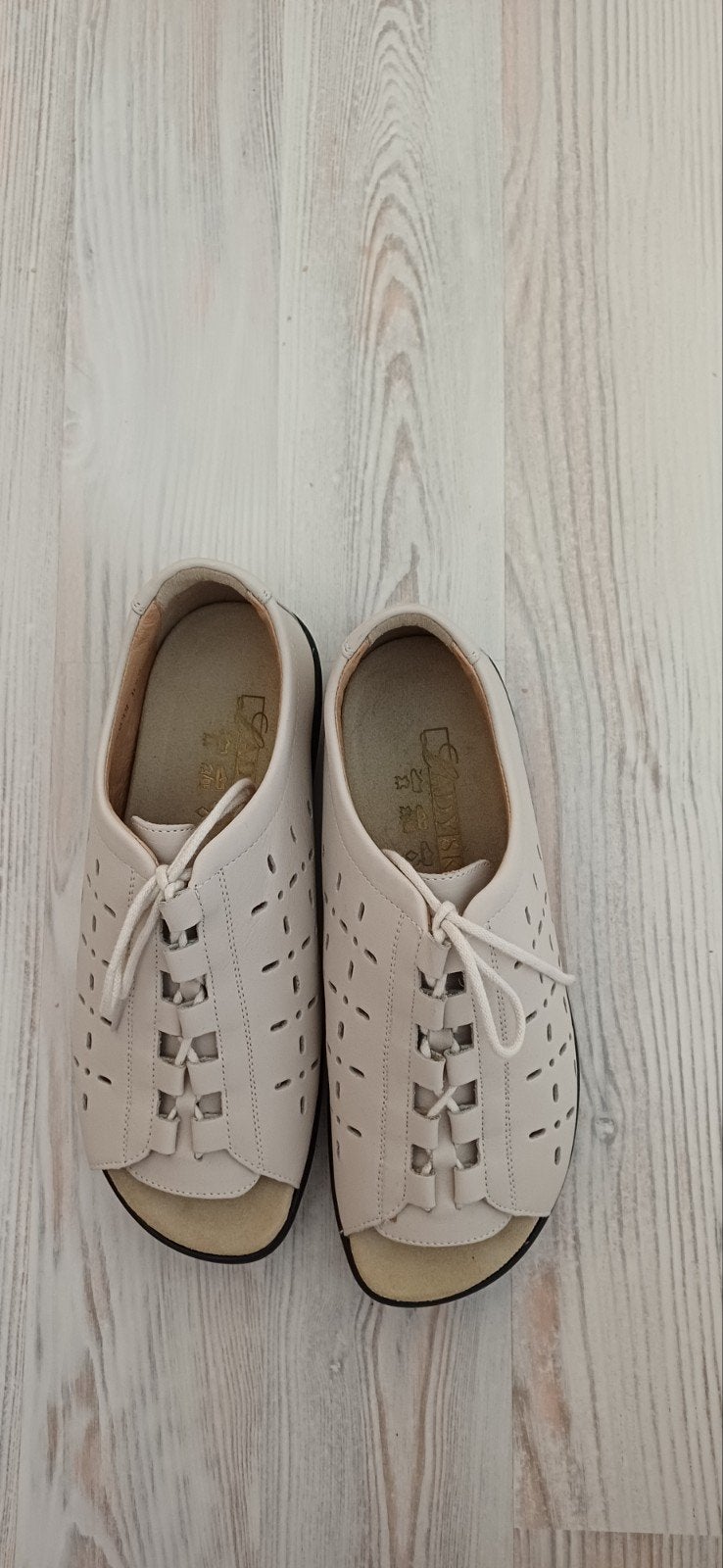 Ladysko sandalen met uitneembare zolen, maat 39, Ladysko, Beige, Zo goed als nieuw, Sandalen of Muiltjes