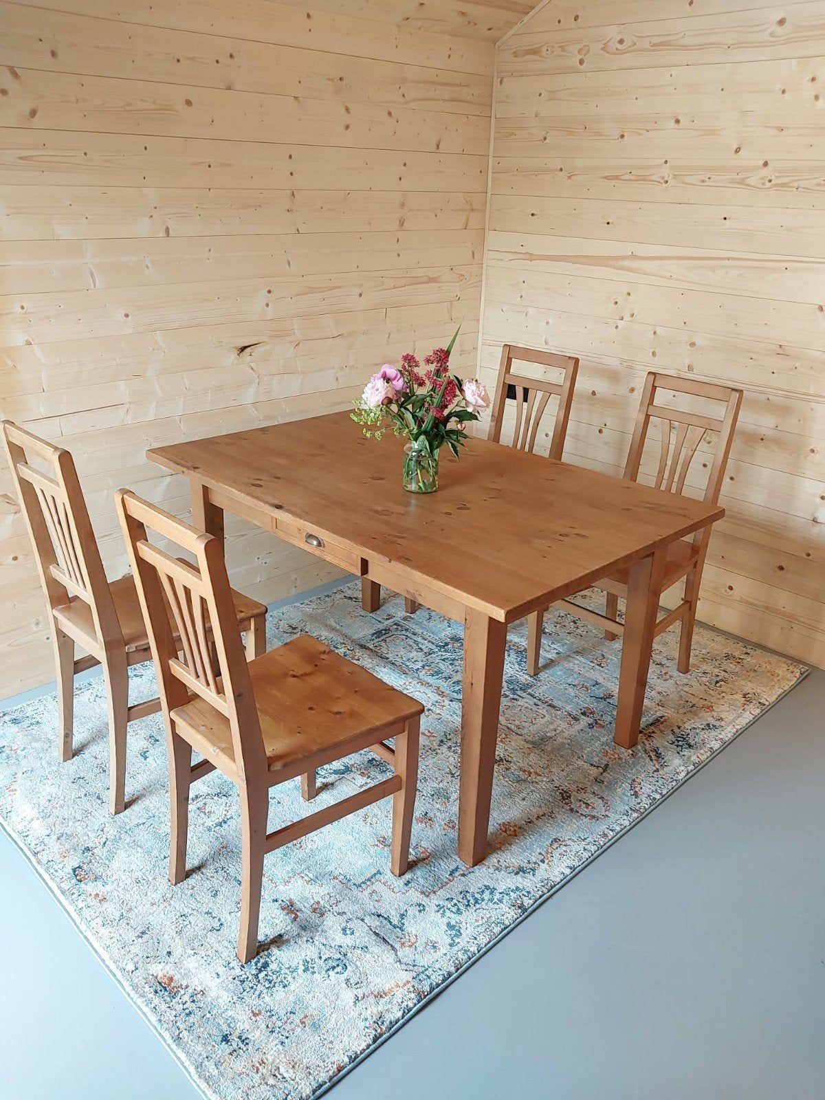 Grenen eethoek, Ophalen, Gebruikt, 4 tot 6 stoelen