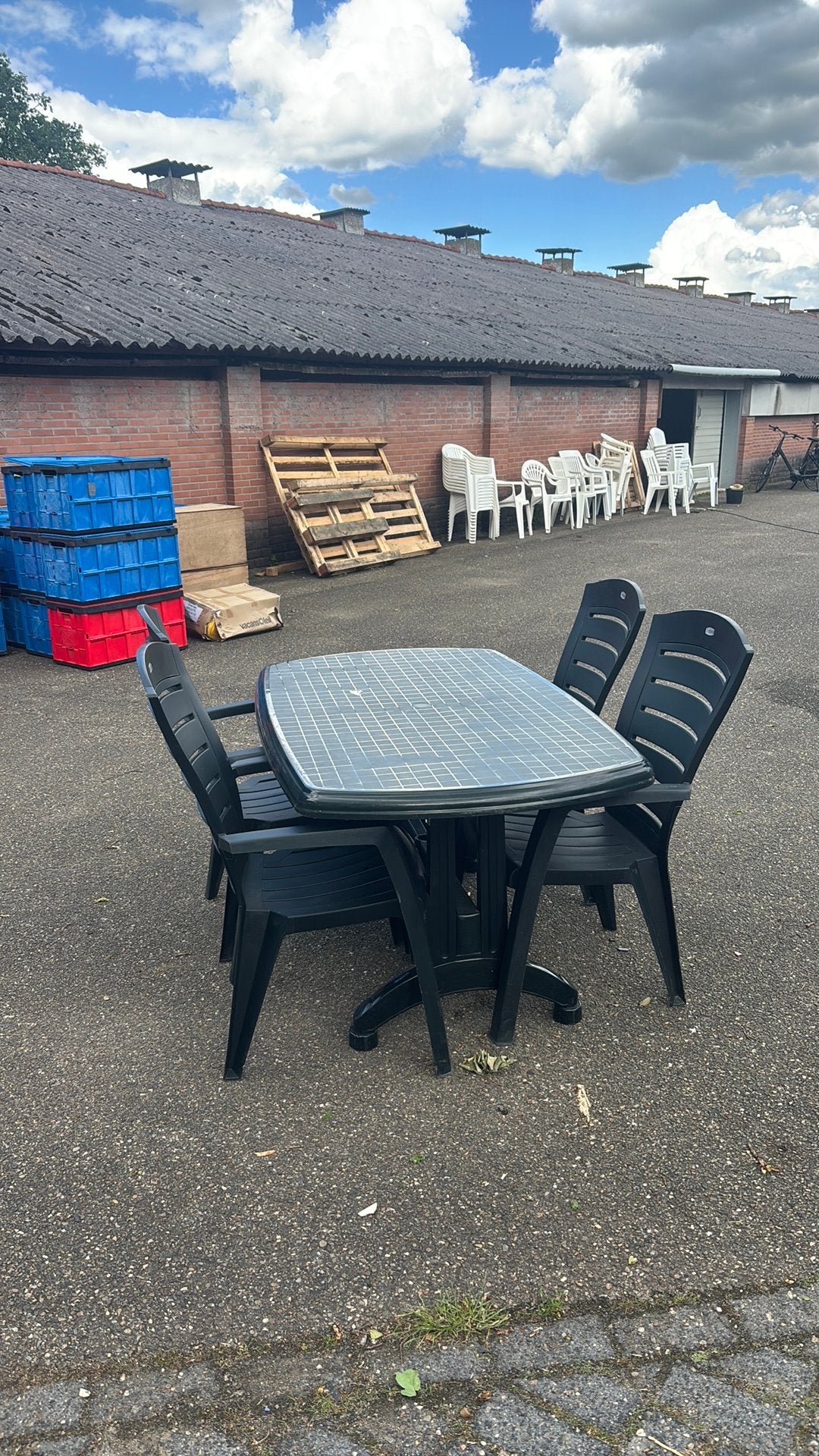 Tuinset met 4 stoelen - Meerdere sets beschikbaar, Ophalen, 4 zitplaatsen, Kunststof, Eettafel