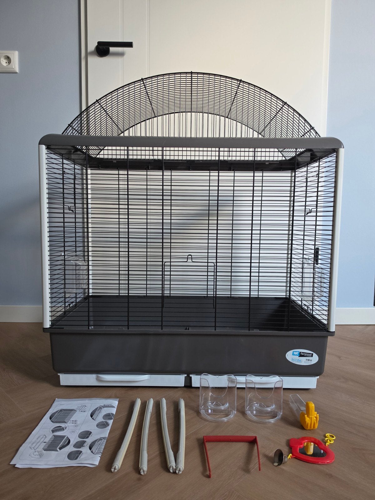 Vogel kooi, Dieren en Toebehoren, Vogels | Hokken en Kooien, Ophalen, Zo goed als nieuw, Kunststof, Vogelkooi