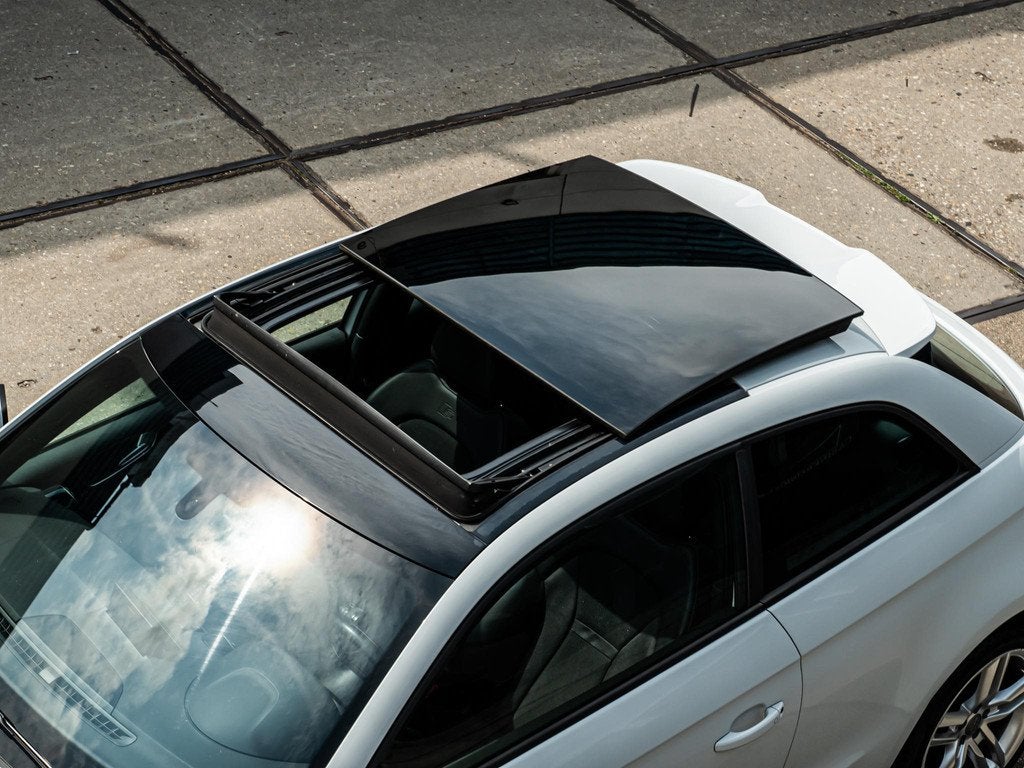 Audi A1 1.4 TFSI Pro Line S 2x S Line Pano Bi-xenon, Auto's, Audi, Voorwielaandrijving, Euro 5, Zwart, 4 stoelen