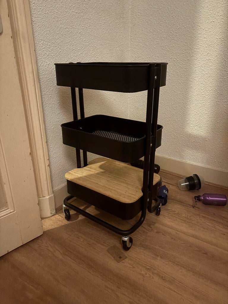 Ikea rolkarretje, Ophalen, Zo goed als nieuw