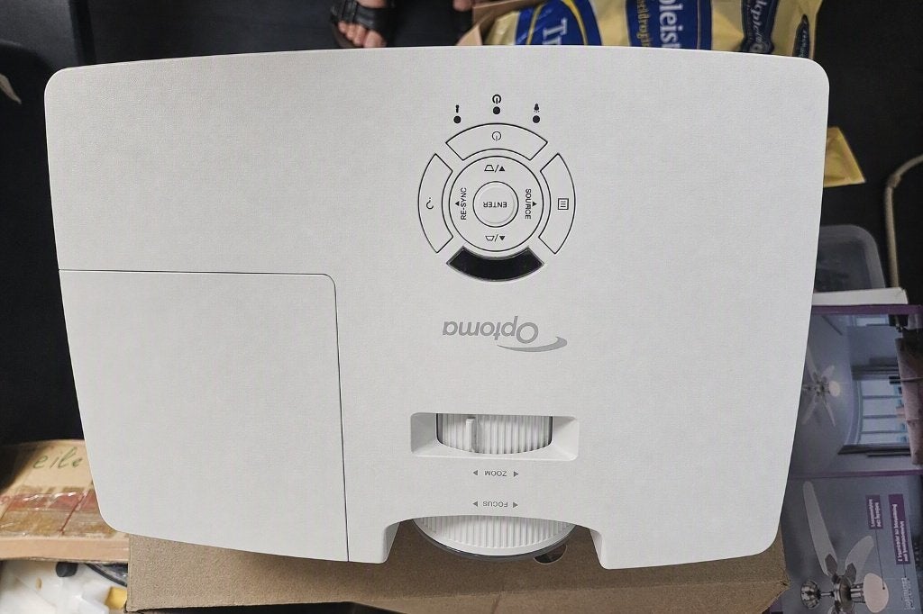 Optoma HD27e Full HD Beamer + Plafondbeugel, HD (720), LED, Ophalen of Verzenden, Zo goed als nieuw