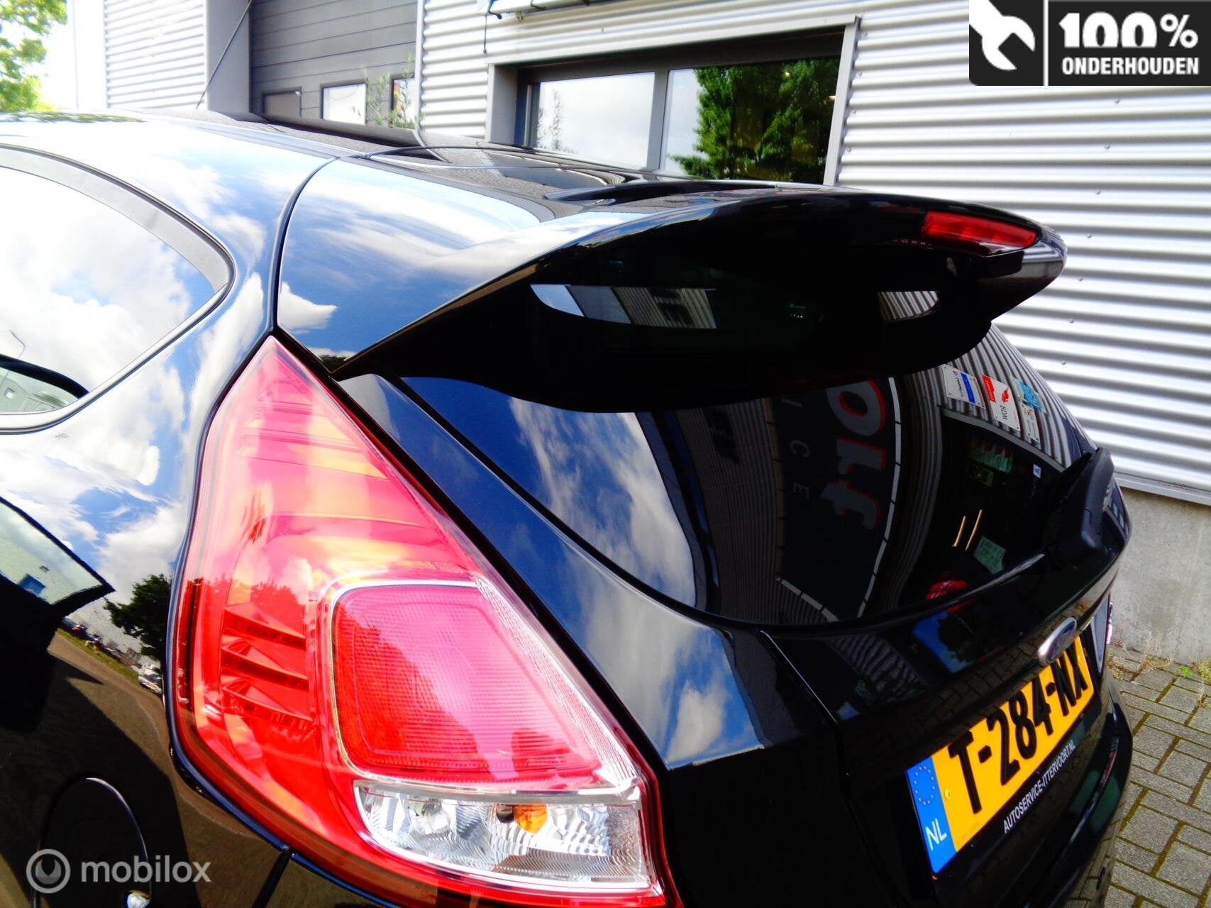 Foto 6 van Ford Fiesta 1.0 EcoBoost Black Edition