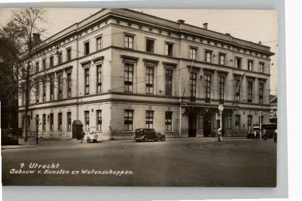 Utrecht (9) Gebouw v Kunsten en Wetenschappen uitg SPARO, Ophalen of Verzenden, 1920 tot 1940, Ongelopen, Utrecht
