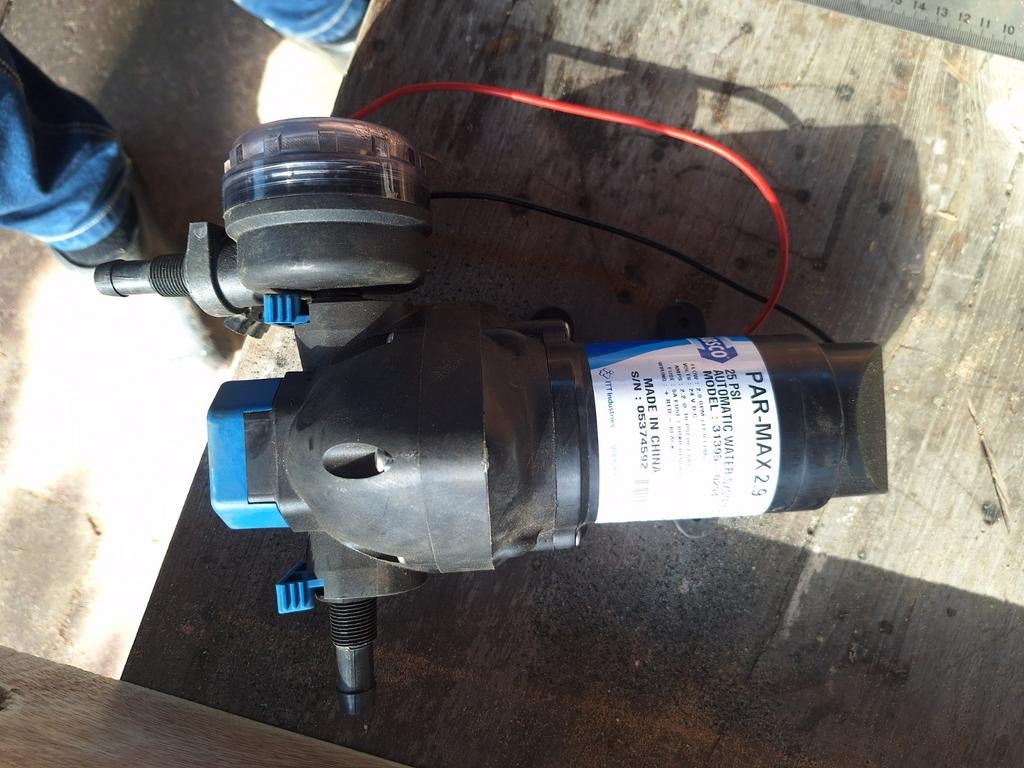 Jabsco waterpomp met afslag 24 volt, Ophalen of Verzenden