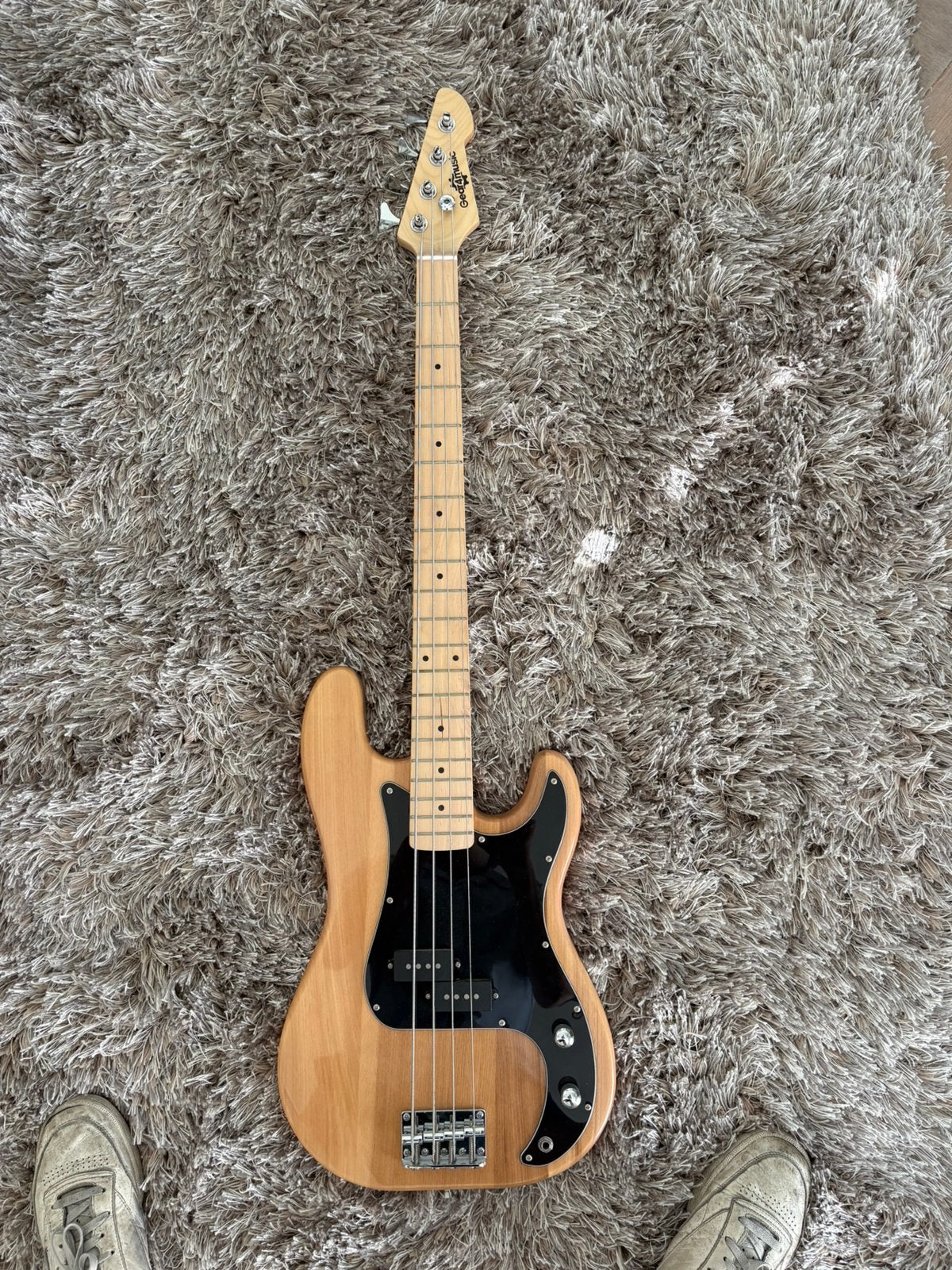 Basgitaar Gear4Music, Ophalen, Zo goed als nieuw