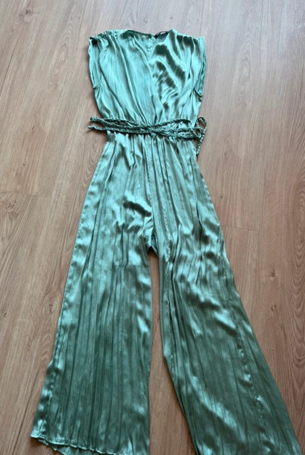 Zara Jumpsuit Maat M - Mintgroen Satijn, Maat 38/40 (M), Zara, Ophalen of Verzenden, Zo goed als nieuw