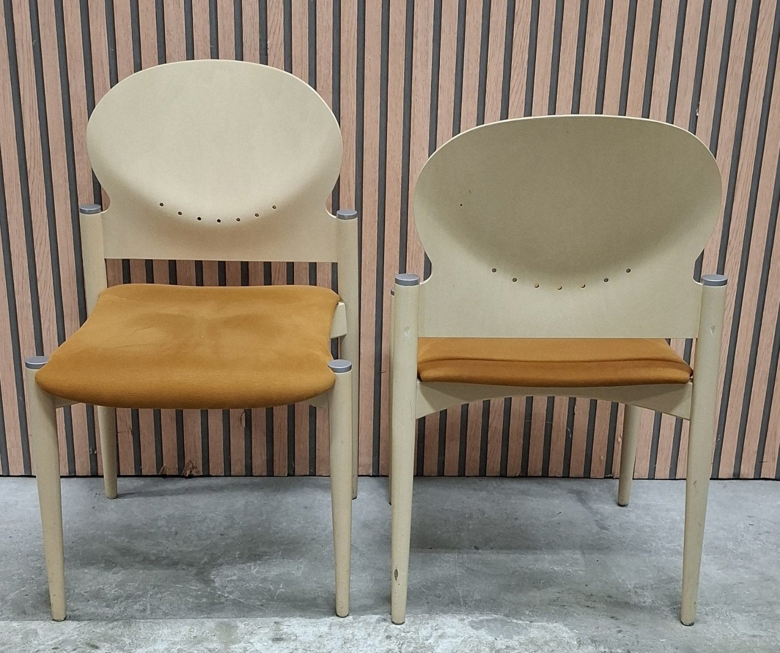 71 x Brunner vergaderstoelen goud kantine stoelen kantoor, Huis en Inrichting, Ophalen of Verzenden, Zo goed als nieuw, Bruin
