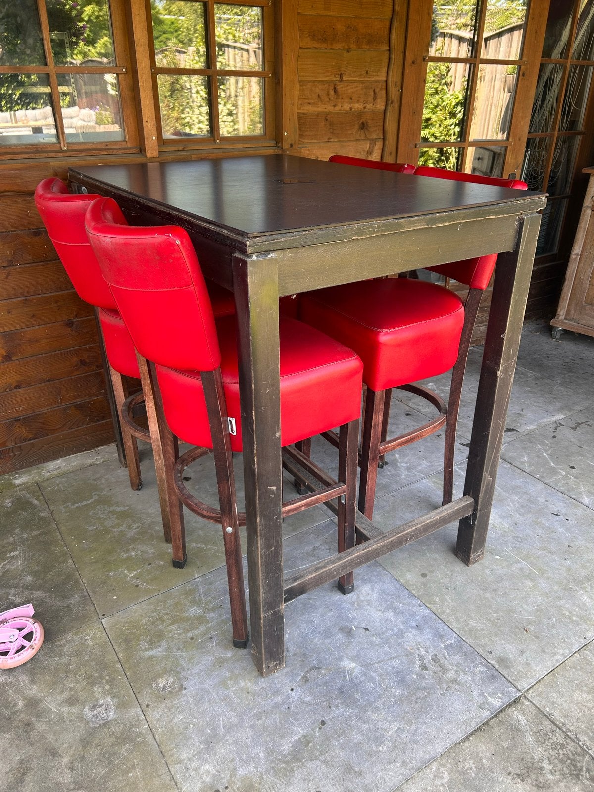 Hangtafel inclusief 4 krukken, Ophalen of Verzenden, Gebruikt