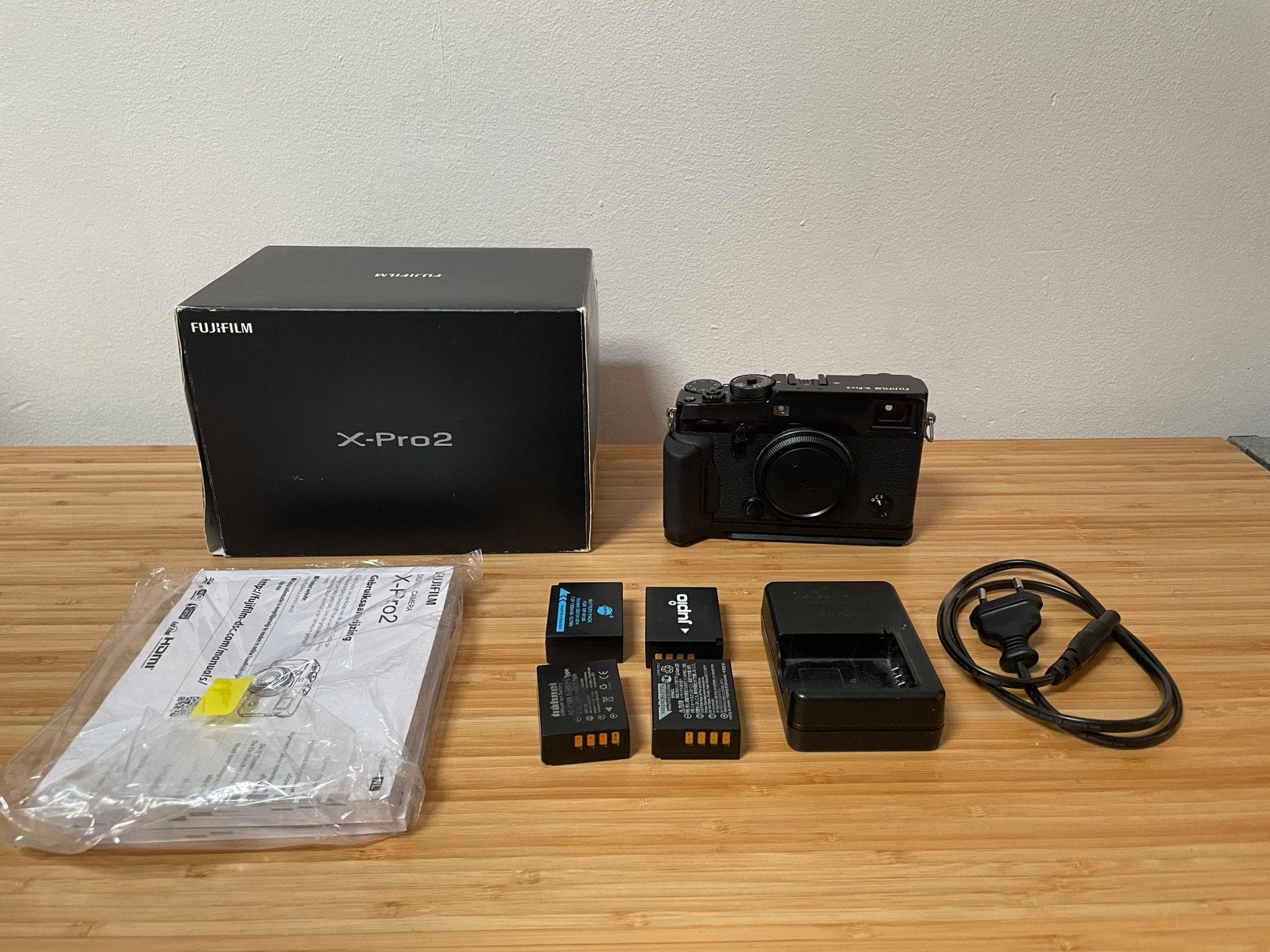 Fuji xpro 2 met originele doos en accessoires, Ophalen, Gebruikt, Bodydop, Systeemcamera
