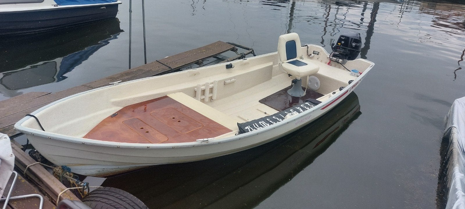 Rana 14 incl. 9.8 4 takt Tohatsu 2024 Nieuw!, Watersport en Boten, 5 tot 10 pk, Viertaktmotor, Ophalen of Verzenden, Zo goed als nieuw