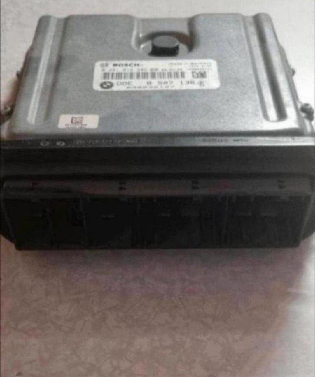 DDE ECU MOTOR BMW 330D E90 E91 E92

E93, Ophalen of Verzenden