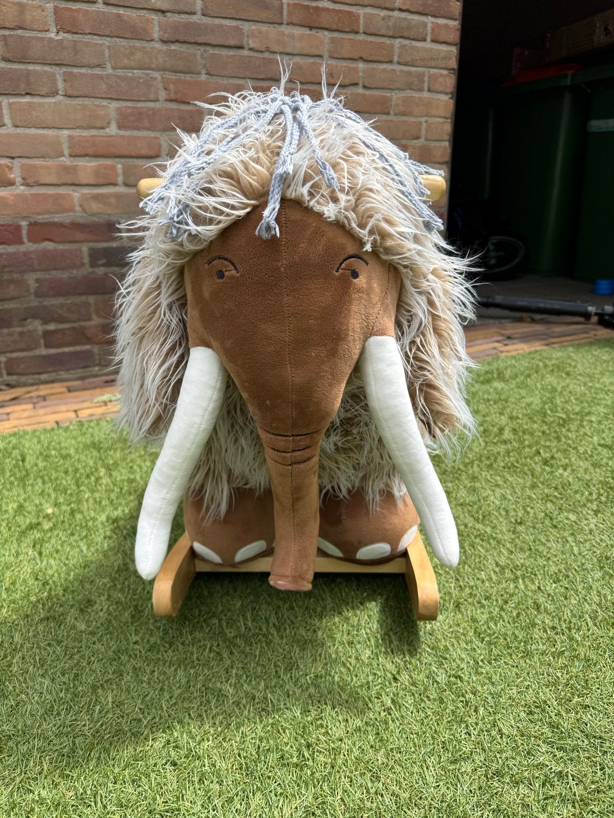 Schattige mammoet hobbelpaard voor uren speelplezier, Ophalen, Zo goed als nieuw, Jongen of Meisje