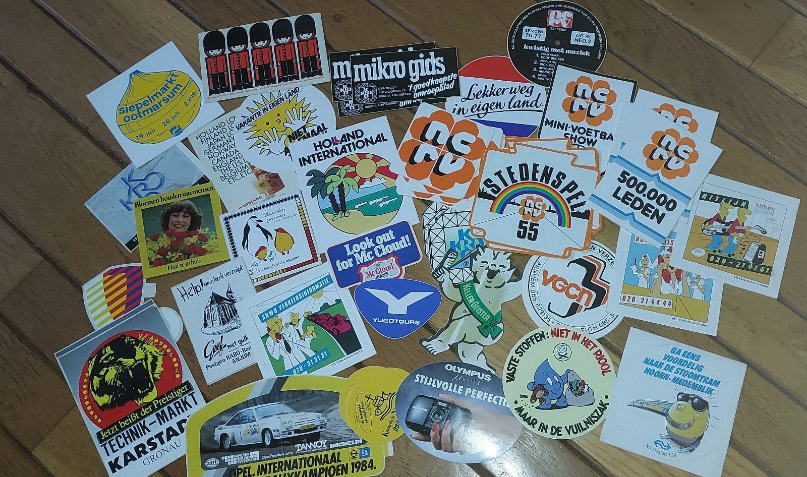 ruim 30.verschillende stickers jaren 80, Ophalen of Verzenden, Nieuw, Sticker