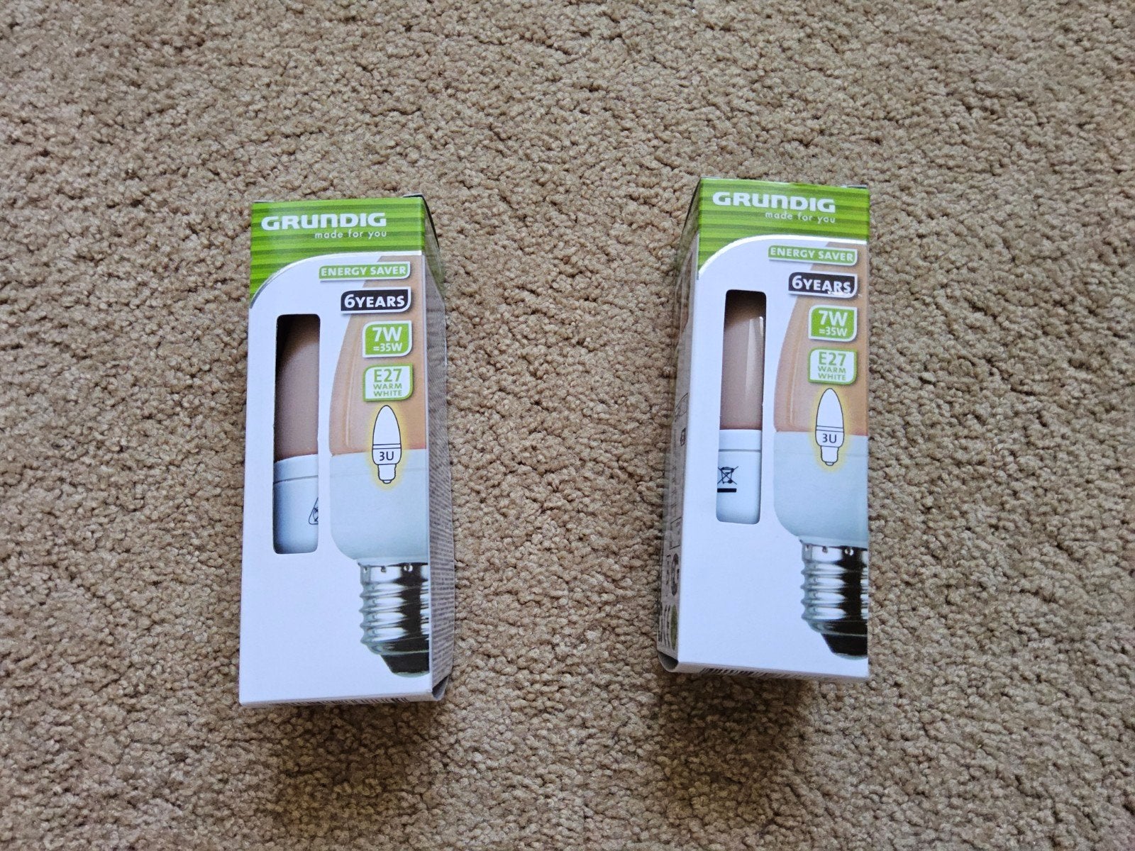 2x Grundig LED Lamp E27 7W (vervangt 35W) Warm Wit, 30 tot 60 watt, Led-lamp, Nieuw, Overige merken