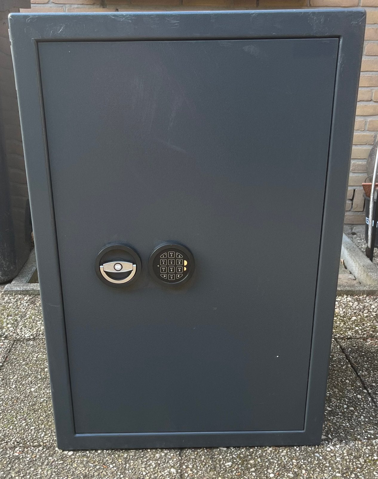 Degelijke brandwerende kluis!, Huis en Inrichting, Brandblussers en Brandkasten, Ophalen, Zo goed als nieuw
