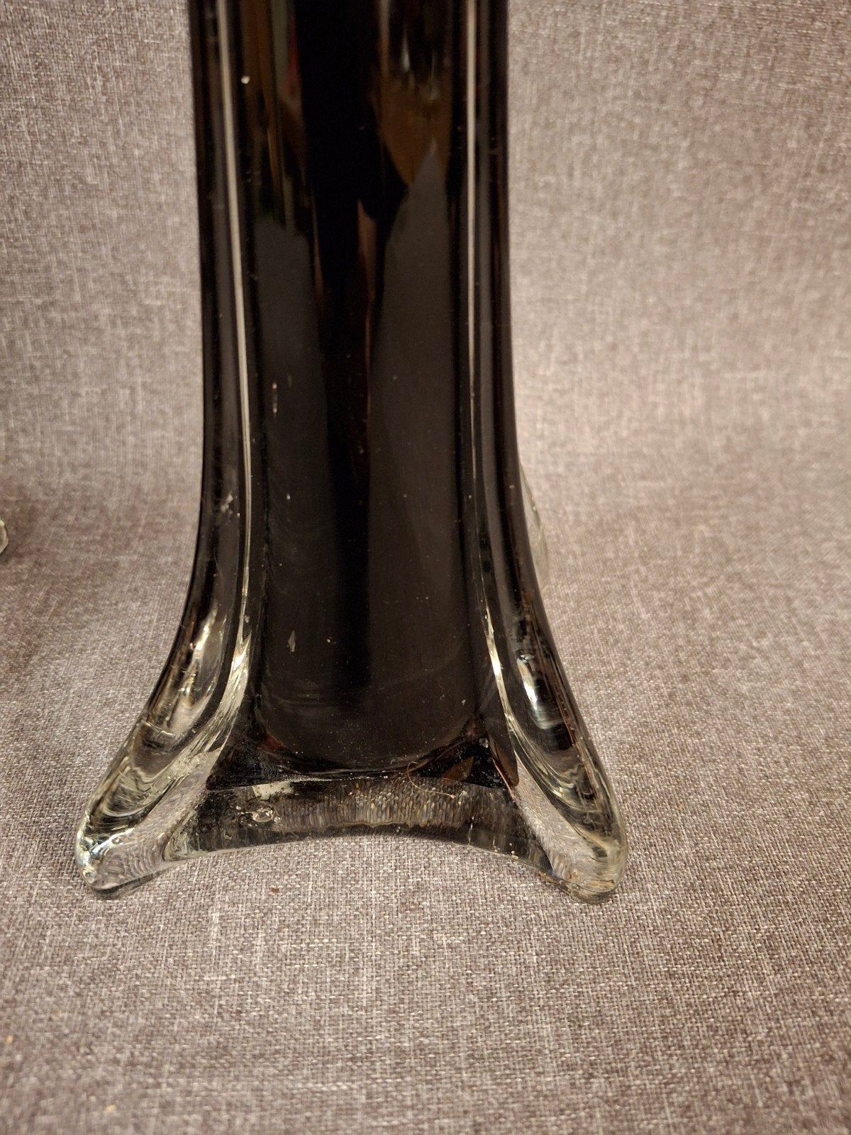 Set van 2 hoge vintage glazen vazen – zwart rookglas, Sba@, Sba, Zwart, 1103bg