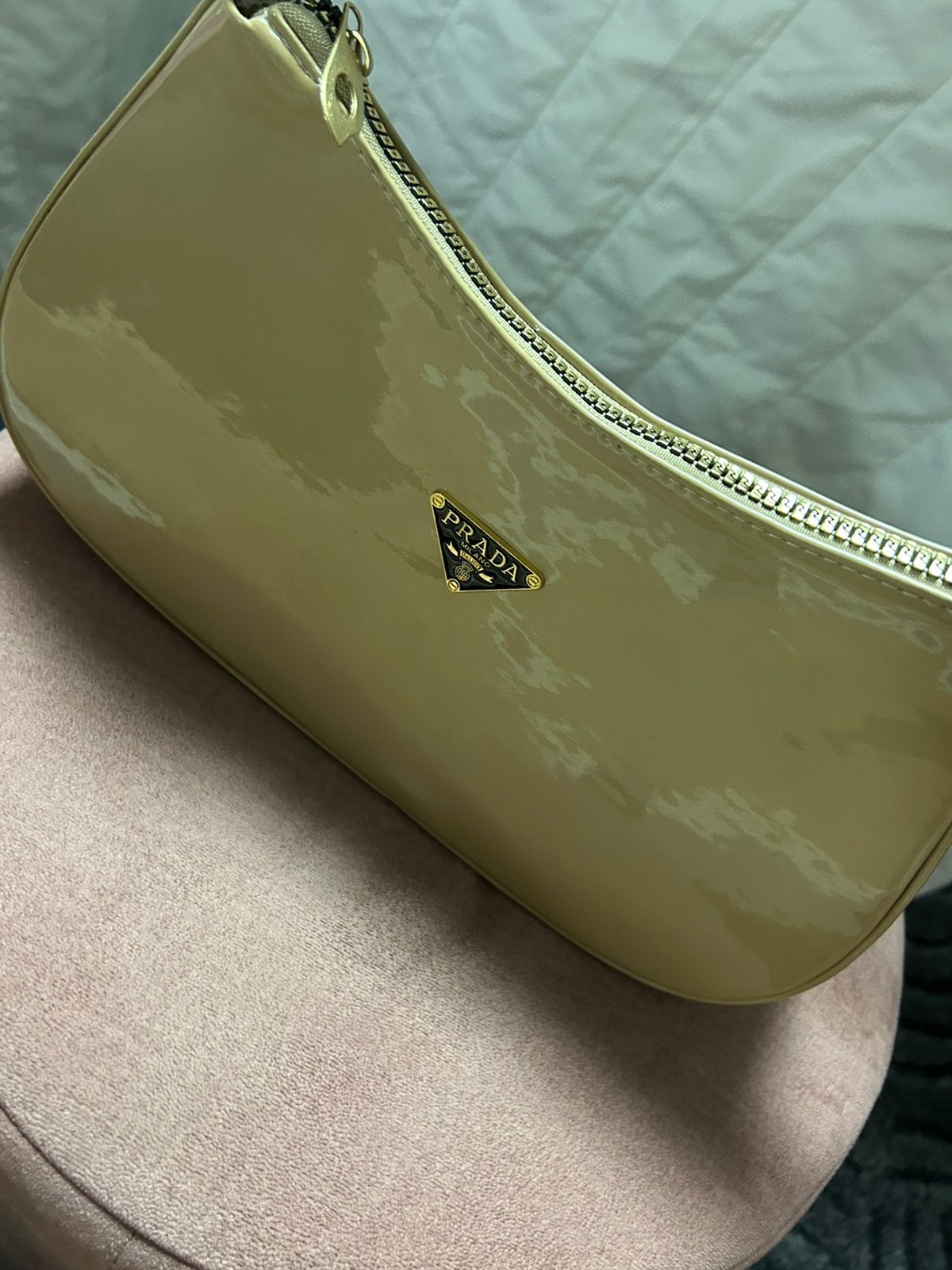 Nieuw dames tas van prada, Ophalen of Verzenden, Nieuw, Beige, Handtas