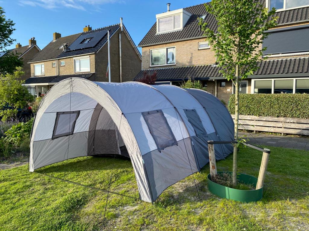 Te koop: mooie tunneltent Roskilde!, Ophalen, Zo goed als nieuw, Tot en met 4