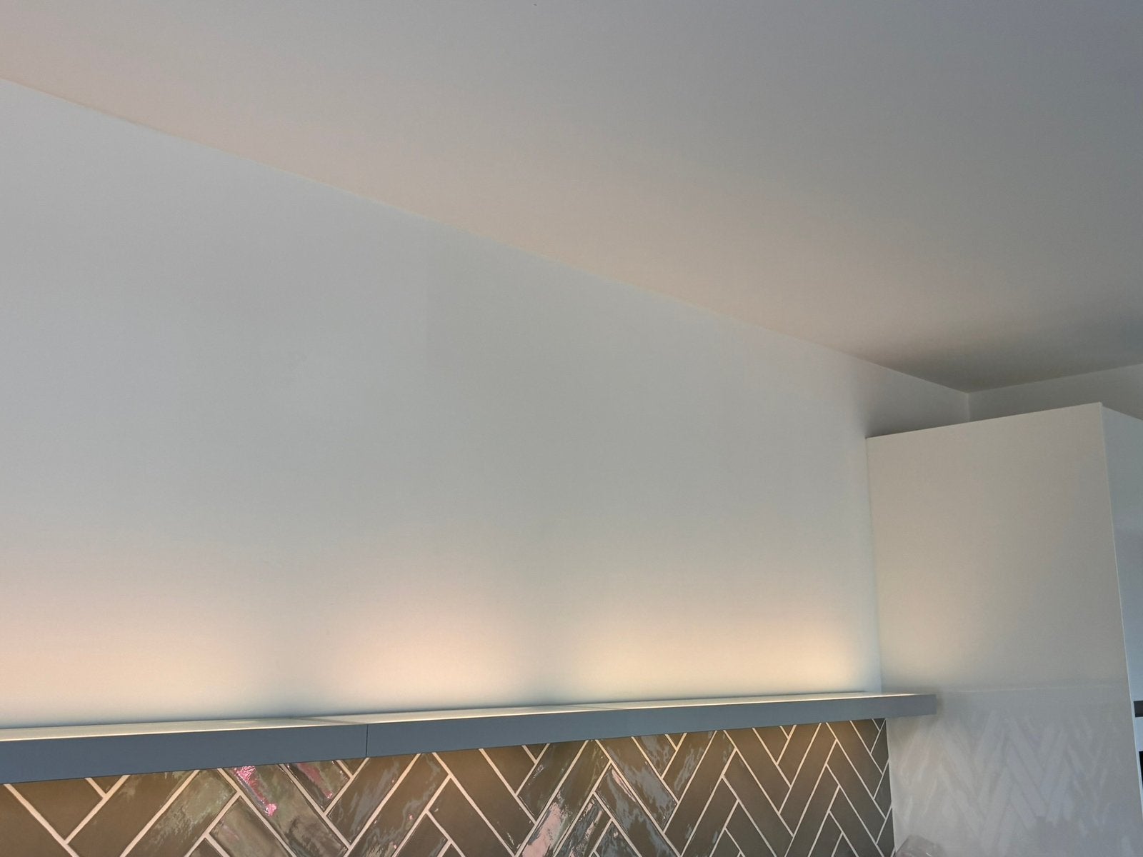 3 delige wandplank van licht metaal & melkglas incl licht, Ophalen, Gebruikt