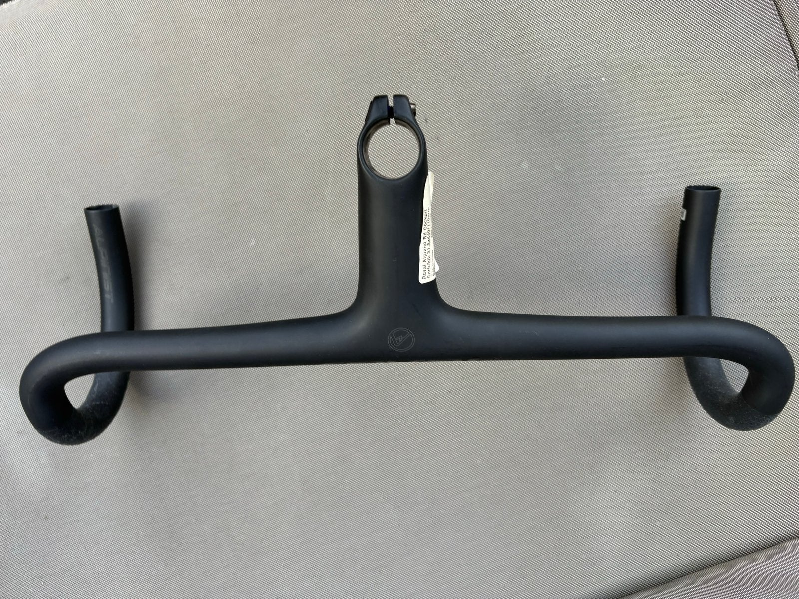 Roval Alpinist Rd Cockpit Carbon Stuur 440x110mm, Fietsen en Brommers, Fietsonderdelen, Stuur, Nieuw, Ophalen of Verzenden, Racefiets
