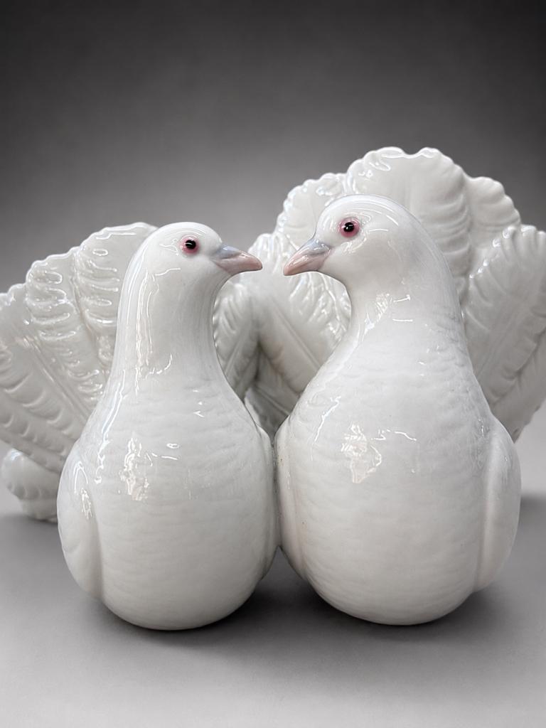 Vintage Lladró #1169 Tortelduiven – Kissing Lovebirds Spanje, Ophalen of Verzenden, Zo goed als nieuw, Dier