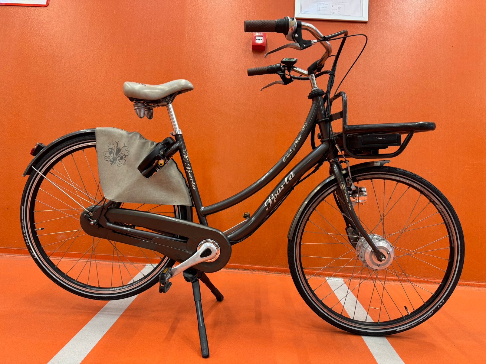 Sparta elektrische damesfiets met nieuwe accu (boven 70 km), 51 tot 55 cm, Ophalen, Zo goed als nieuw, Sparta