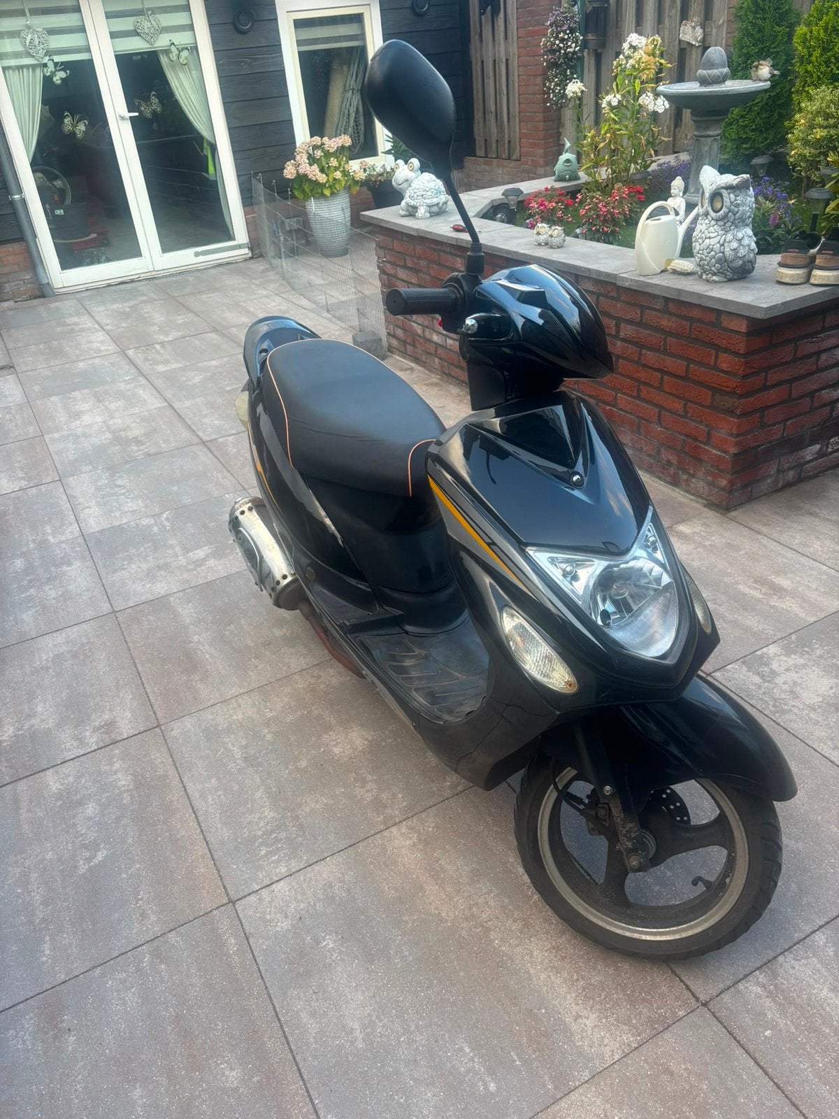 Kymco urban, Fietsen en Brommers, Scooters | Kymco, Gebruikt, Overige modellen, Maximaal 45 km/u, Ophalen of Verzenden
