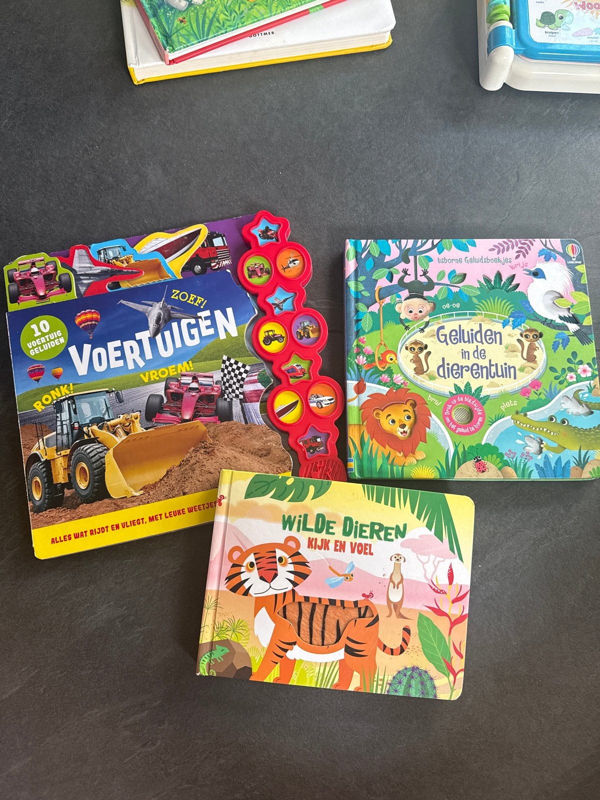 3 interactieve boeken: Voelen, geluiden en voertuigen, Ophalen of Verzenden, Gelezen, Uitklap-, Voel- of Ontdekboek, 1 tot 2 jaar