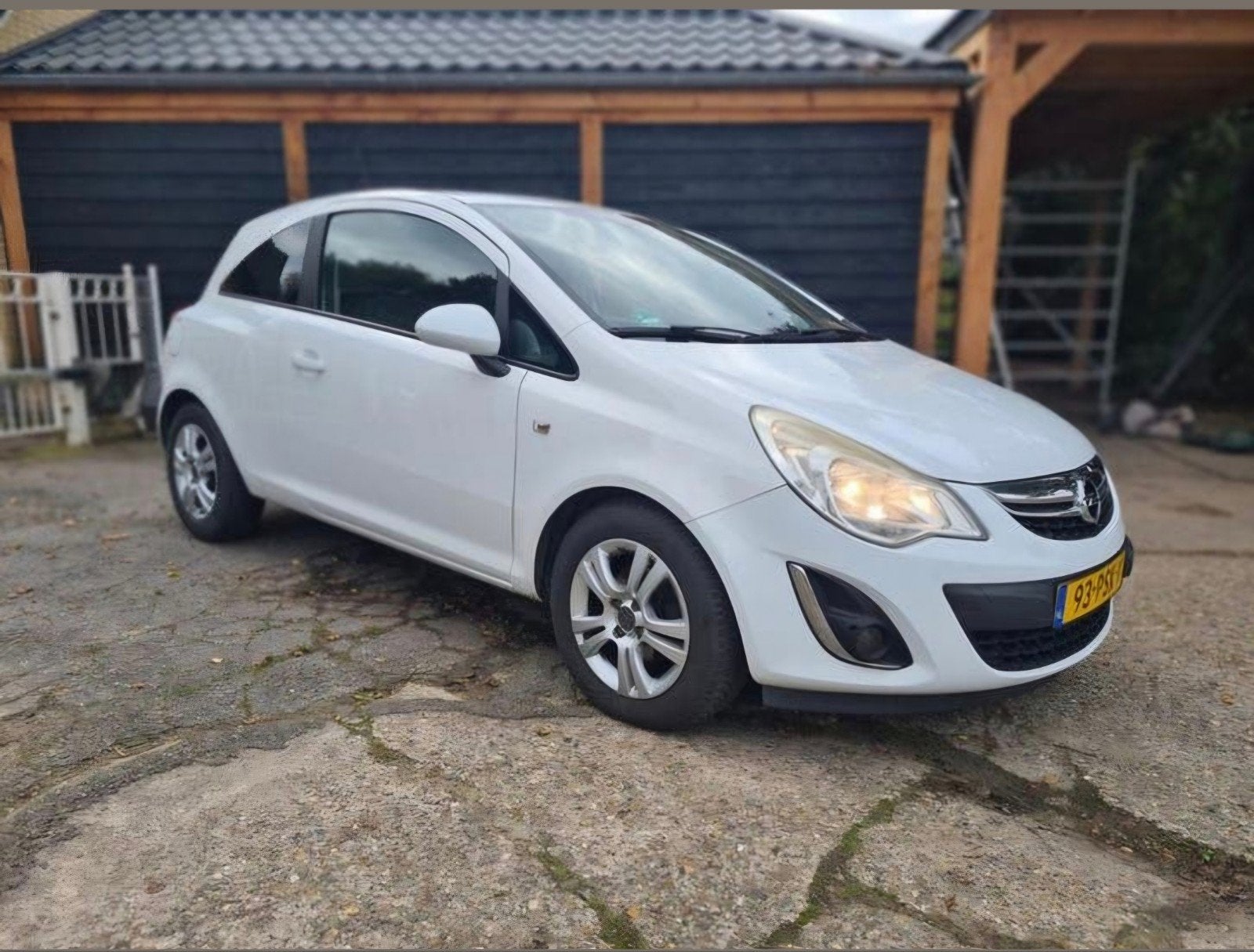 Te koop opel Corsa 1.3 CDTI EcoFlex Sportive (2011) ✅️euro5✅, Voorwielaandrijving, Euro 5, Zwart, Navigatiesysteem