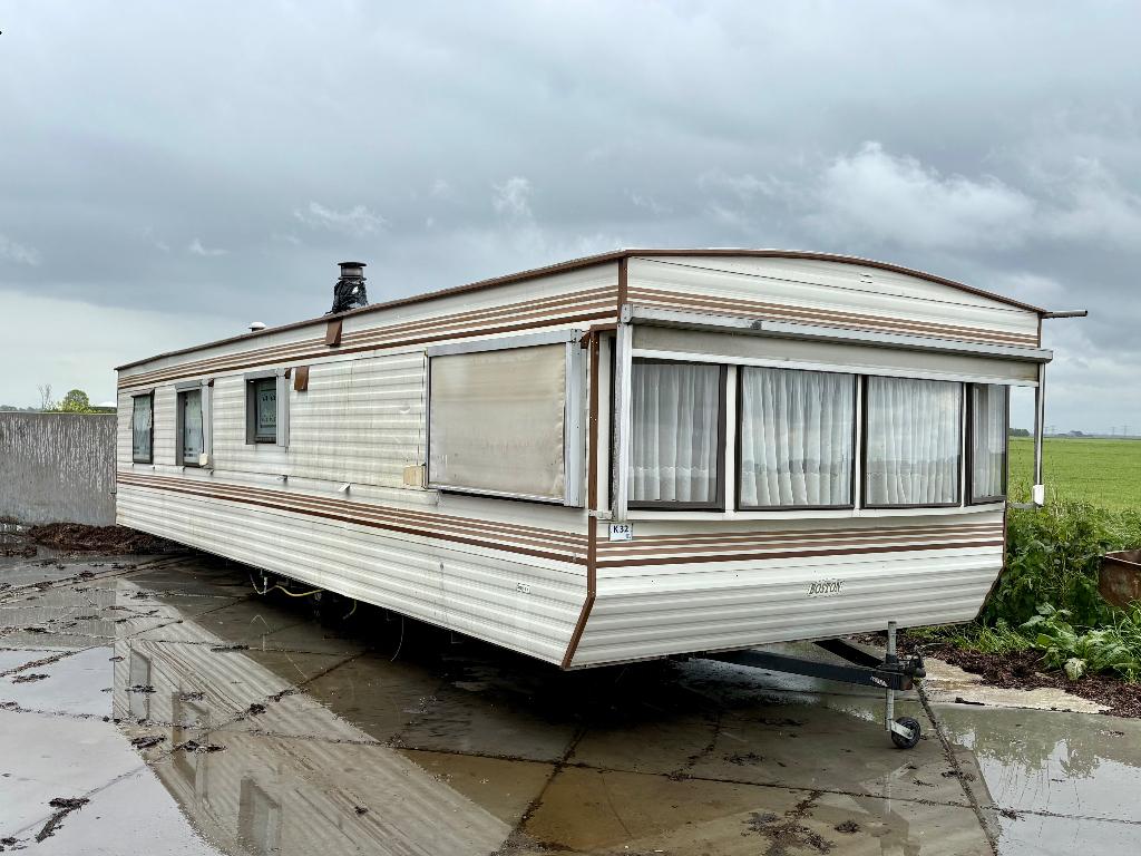 Stacaravan 11Mx3,70M  met 2 slaapkamers, NB, Tot en met 4, NB, NB