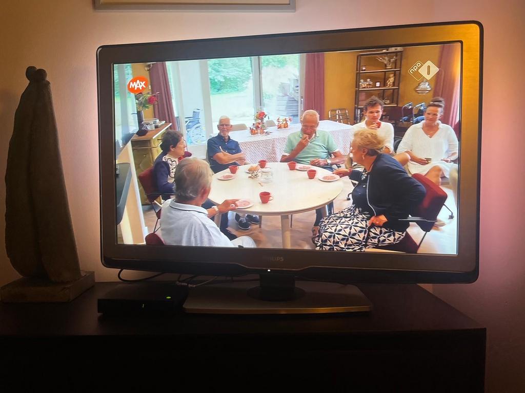 Philips LCD TV - Goede staat, inclusief afstandsbediening, Audio, Tv en Foto, Televisies, Philips, 50 Hz, Ophalen of Verzenden
