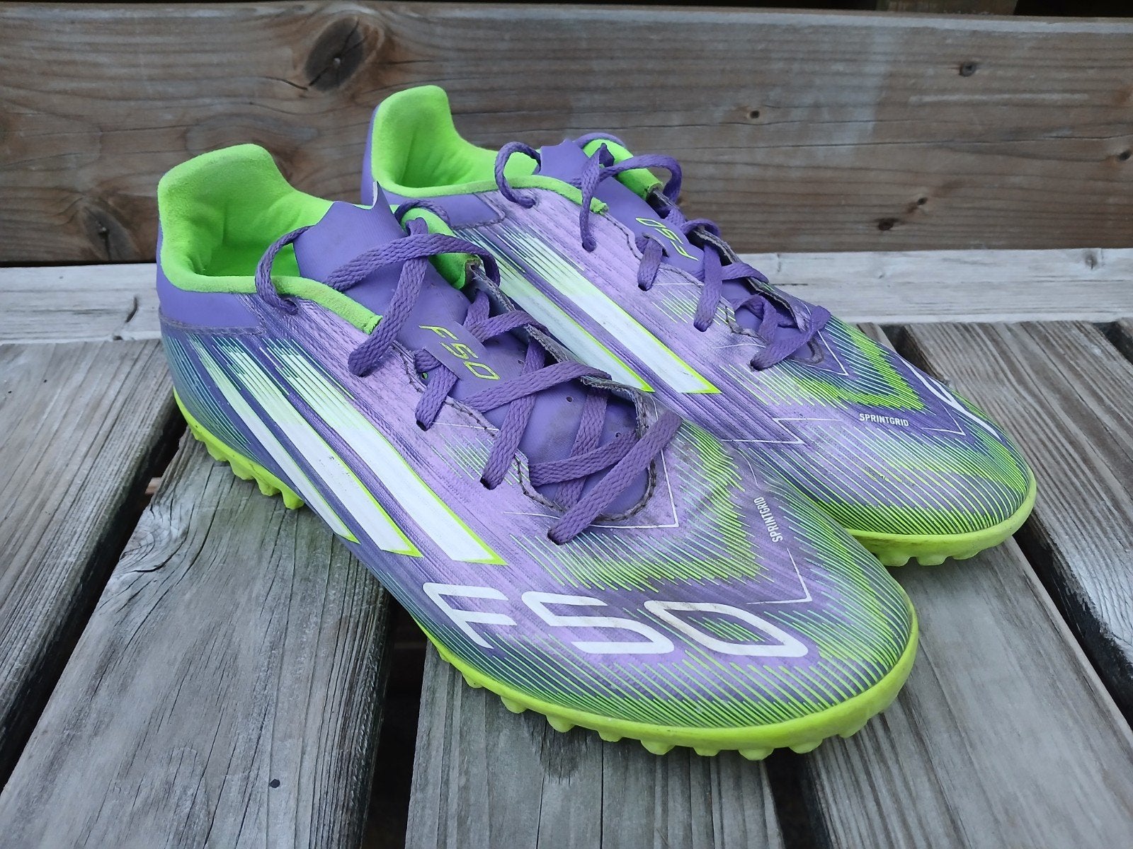 voetbalschoenen kunstgras Adidas F50 maat 43 1/3, Maat L, Ophalen of Verzenden, Zo goed als nieuw, Schoenen