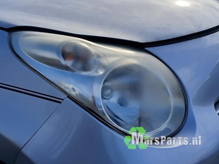 Koplamp rechts van een Suzuki Alto, Auto-onderdelen, Gebruikt, -, -, Ophalen of Verzenden