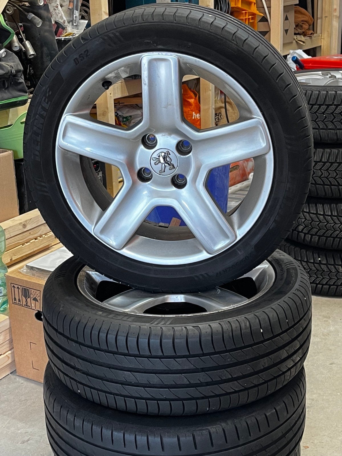 1x 17 inch lichtmetalen set velgen met banden Peugeot 307, Ophalen, Gebruikt, Banden en Velgen, 17 inch
