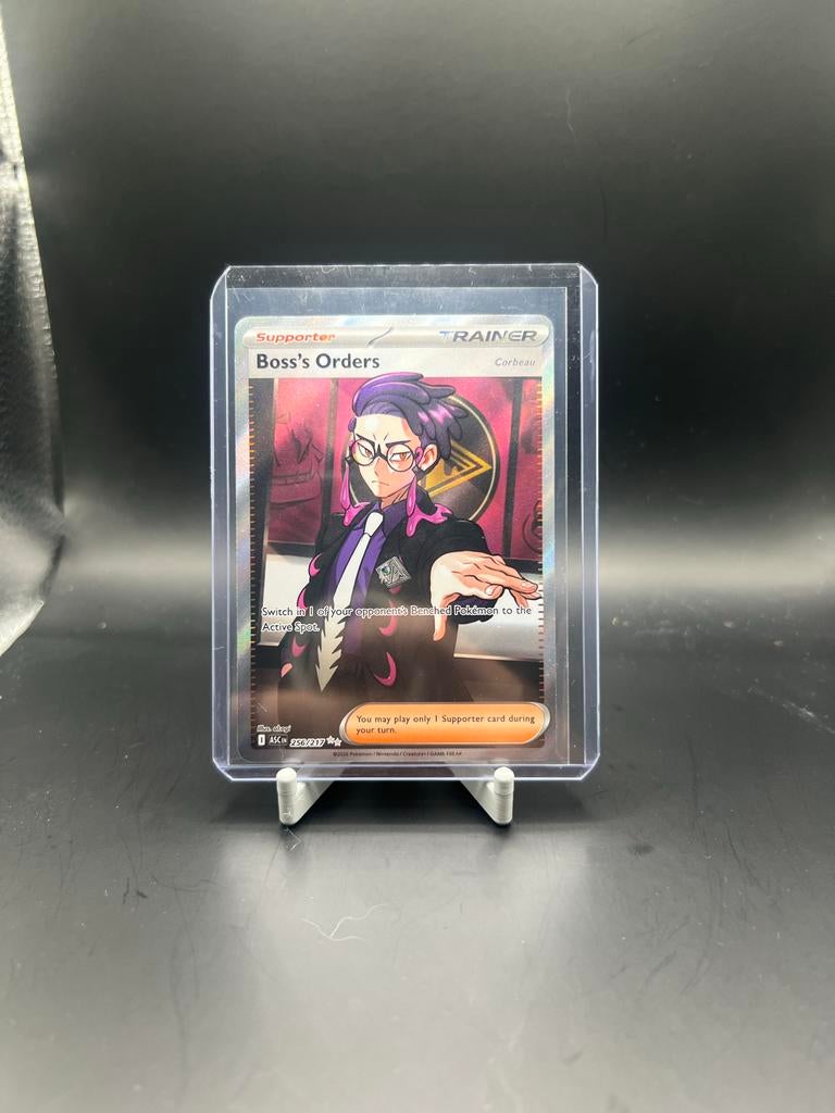 Boss's Orders (Corbeau) Full Art Trainer Pokémon Kaart, Ophalen of Verzenden, Zo goed als nieuw, Losse kaart, Foil