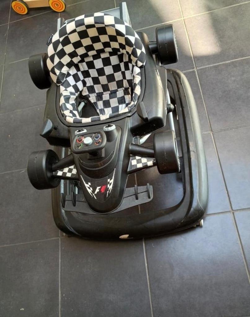 Loopauto racer helemaal aanpasbaar voor de eerste stapjes, Ophalen of Verzenden, Zo goed als nieuw, Loopvoertuig