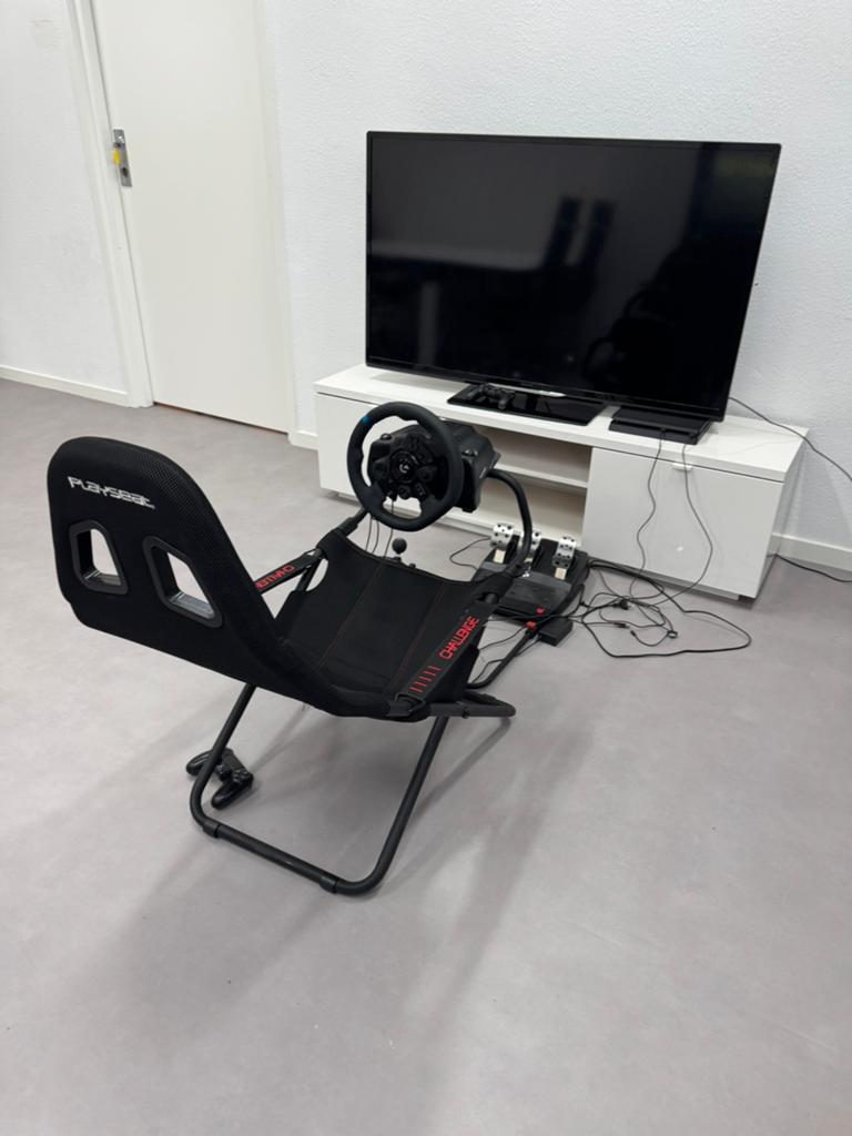 Playseat, logitec trueforce playstation 4, Ophalen, Zo goed als nieuw