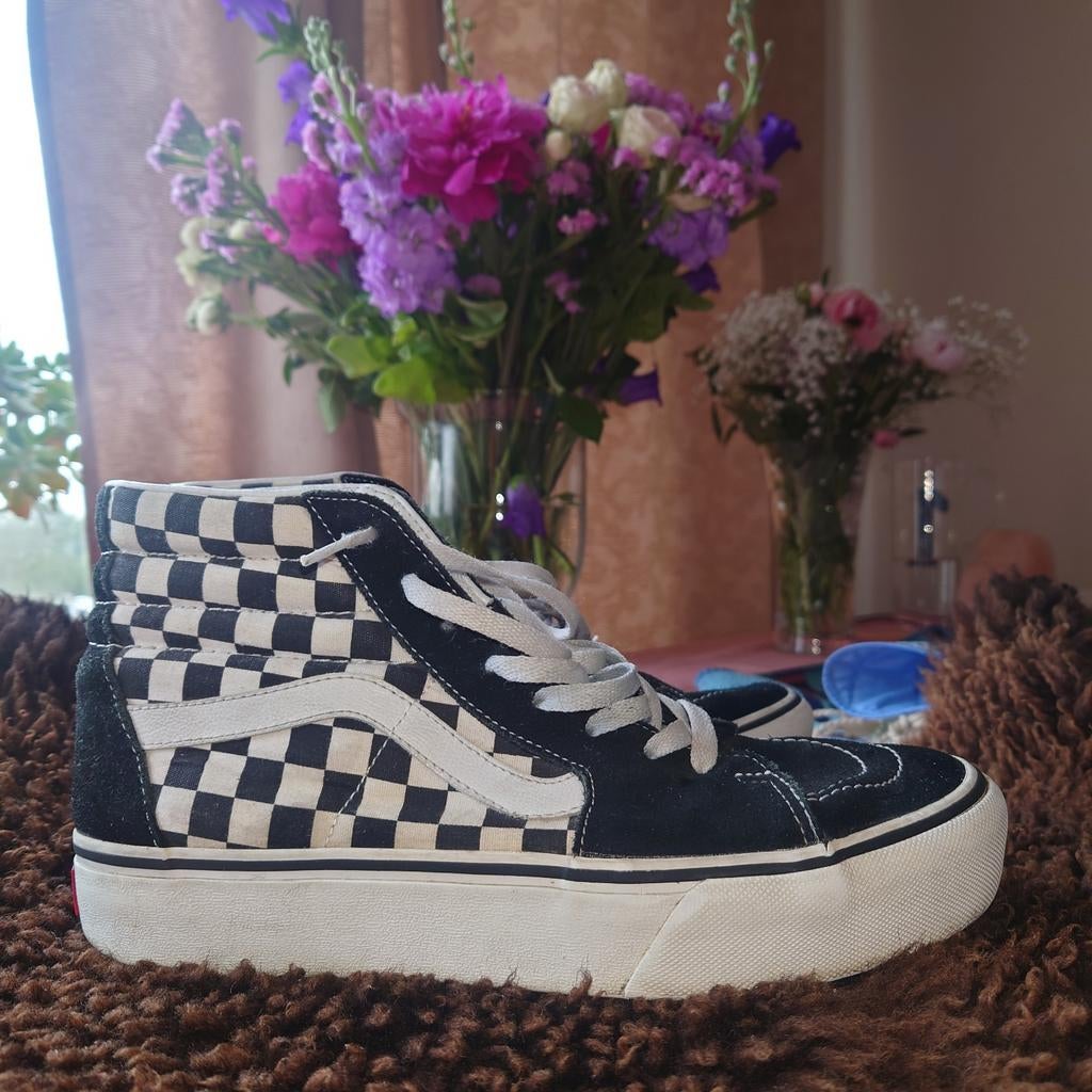 Vans maat 41, Kleding | Dames, Schoenen, Ophalen of Verzenden, Zo goed als nieuw, Zwart, Sneakers of Gympen