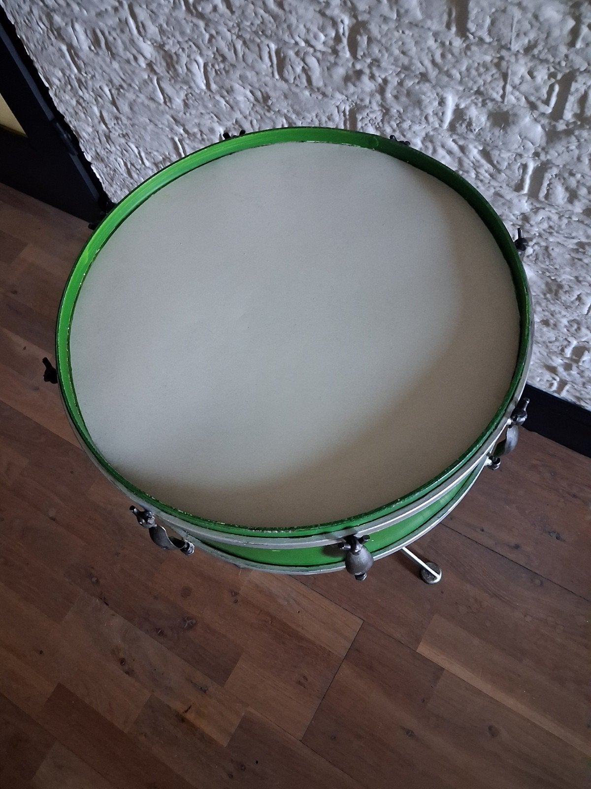 Groene bijzettafel met Statief - Kare Design, Ophalen, Minder dan 55 cm, Rond, Zo goed als nieuw