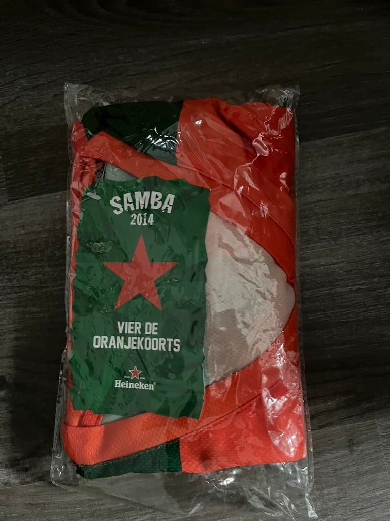 Nieuw in de verpakking Heiniken voetbalshirt One Size, Ophalen of Verzenden, Zo goed als nieuw