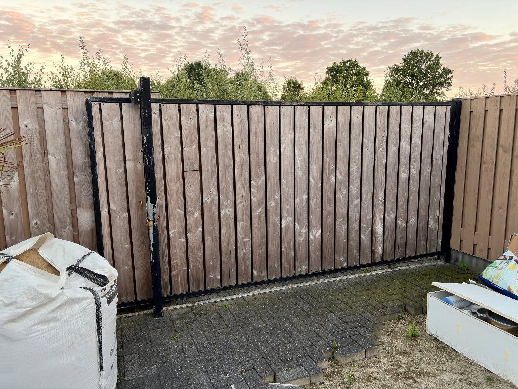 Schuifpoort ijzer / hout 395cm x 185cm, Tuin en Terras, Ophalen, Met poort, Gebruikt, Tuinhek