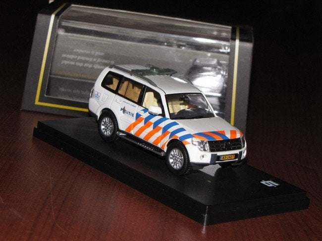 Mitsubishi Pajero Politie Nederland 2013 Triple9, Ophalen of Verzenden, Zo goed als nieuw, Auto, Overige merken