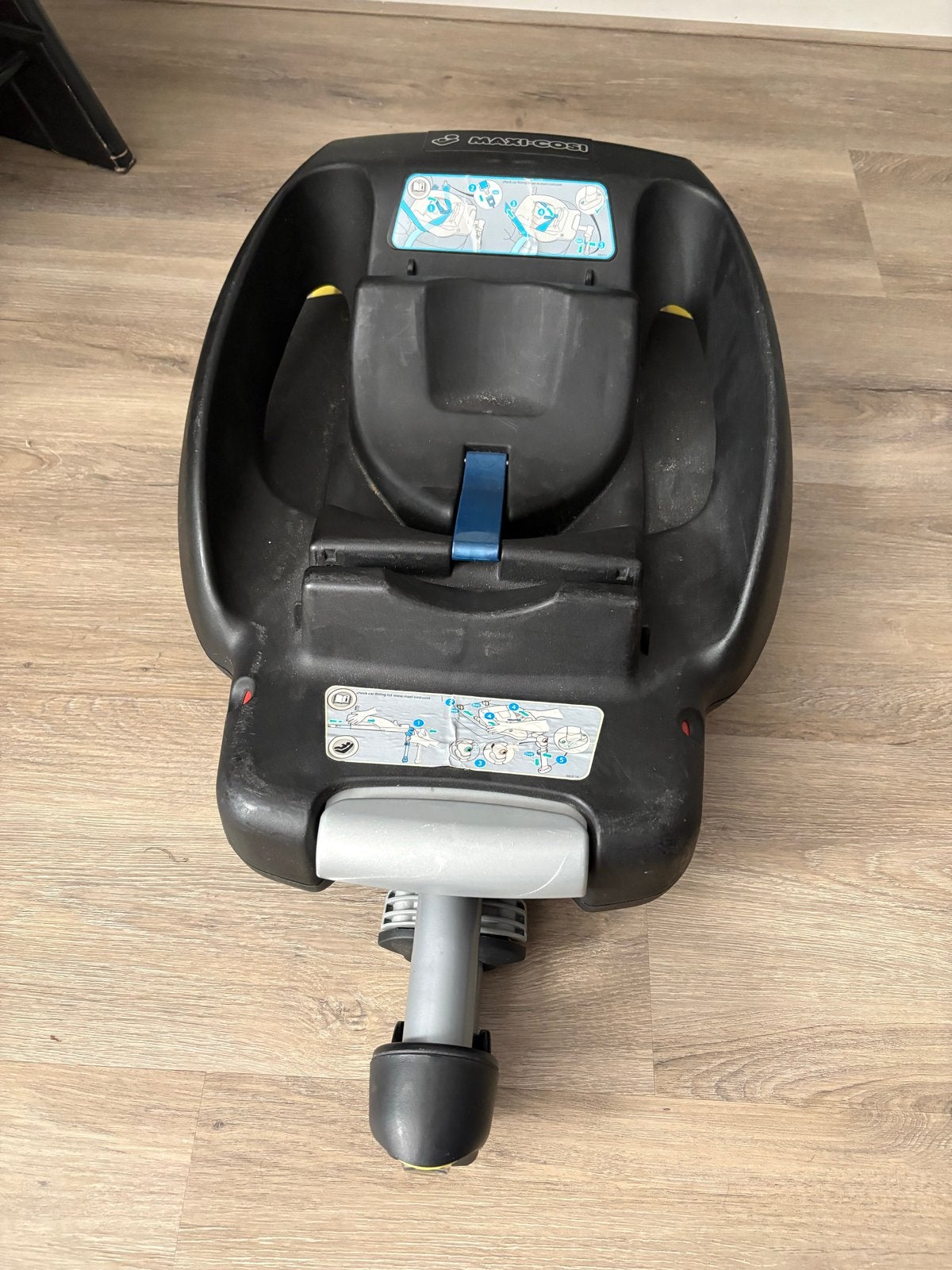 Maxi-Cosi EasyFix Isofix Base - Gebruikt, Kinderen en Baby's, Autostoeltjes, Gebruikt, Maxi-Cosi, 0 t/m 13 kg, Autogordel of Isofix