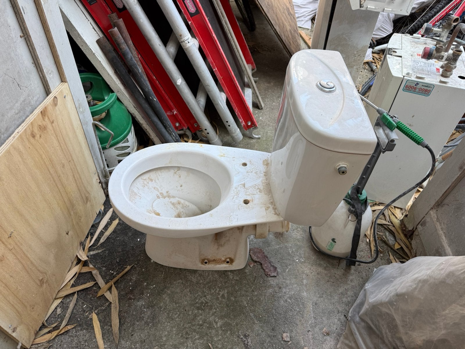 Wc pot met stortbak, Ophalen, Zo goed als nieuw, Toilet