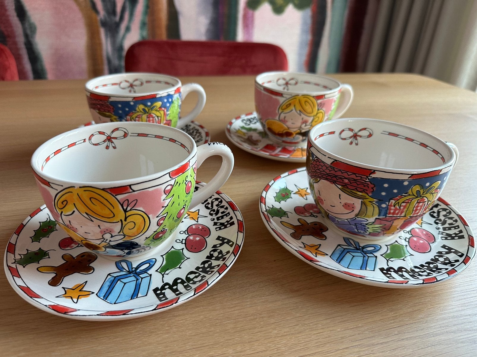 Blond Amsterdam Kerst servies, Ophalen of Verzenden, Zo goed als nieuw, Kop(pen) en/of Schotel(s), Aardewerk