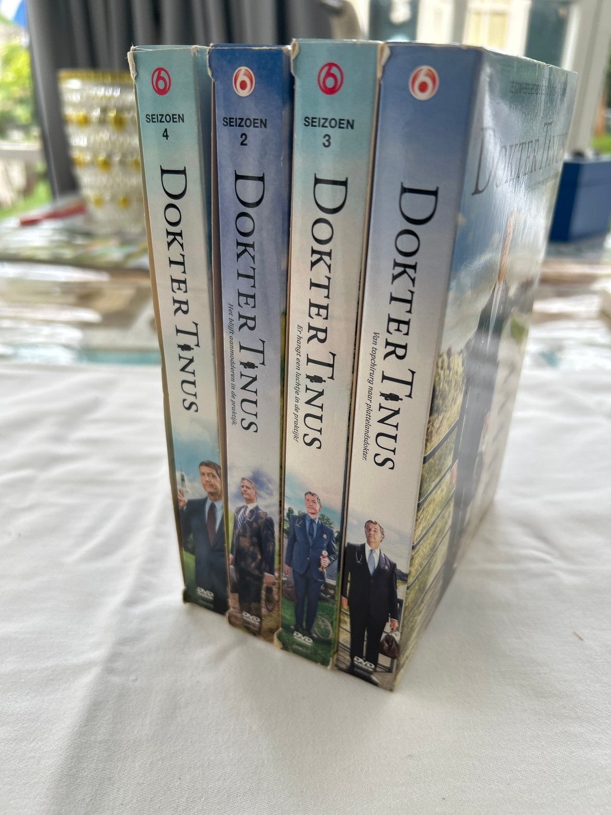 Dokter Tinus DVD Box Seizoenen 1, 2, 3 en 4, Cd's en Dvd's, Dvd's | Tv en Series, Gebruikt, Seizoen 1, Verzenden, Alle leeftijden