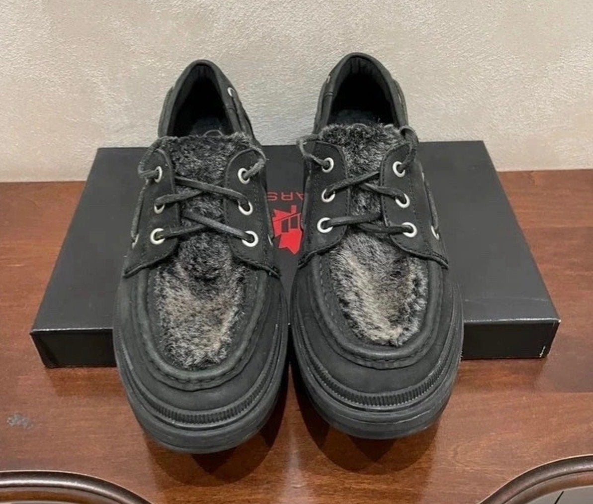 Timberland Bootsschoenen met bont - Maat 38, Kleding | Dames, Ophalen of Verzenden, Zo goed als nieuw, Zwart, Instappers